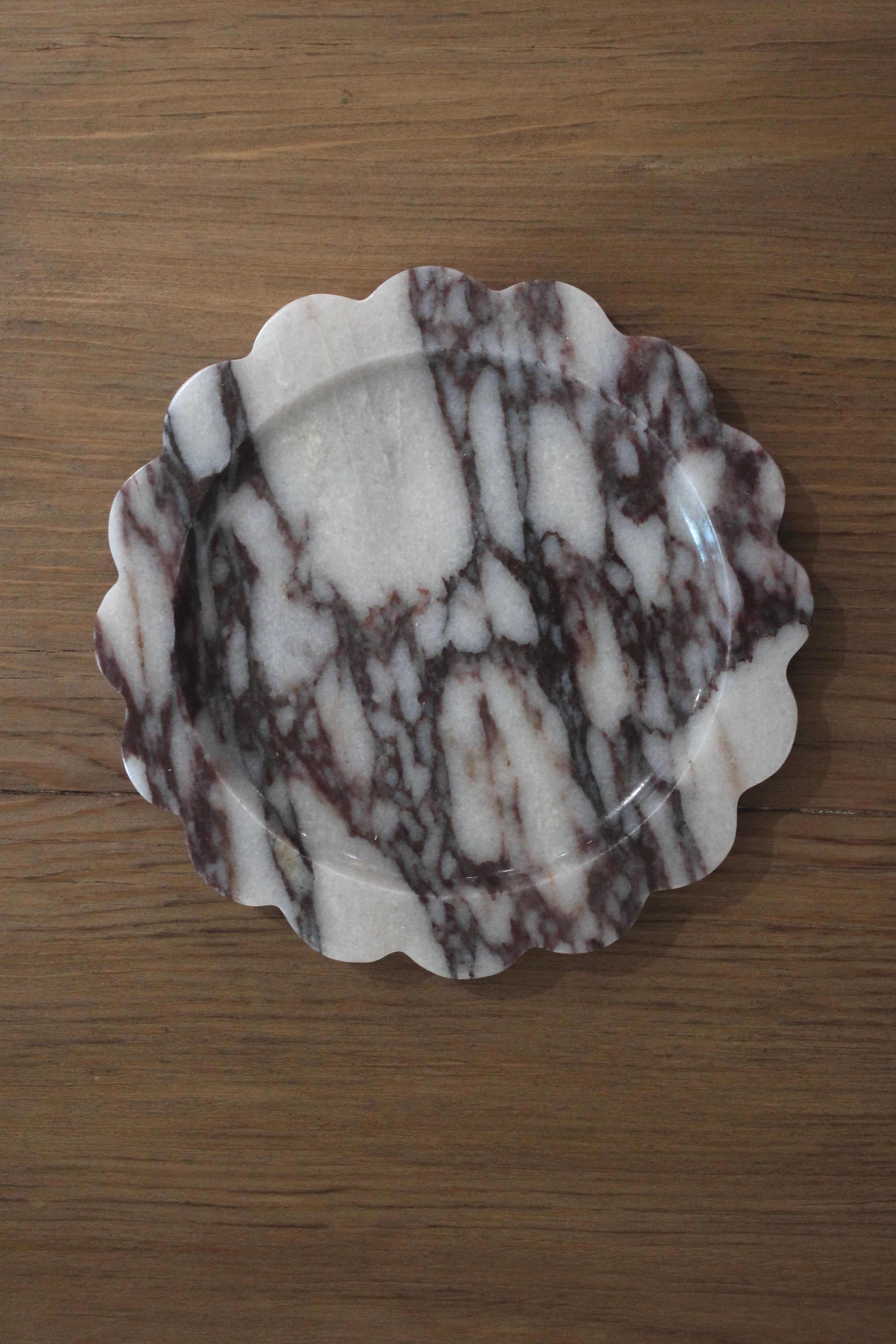The Clarke Scalloped Tray