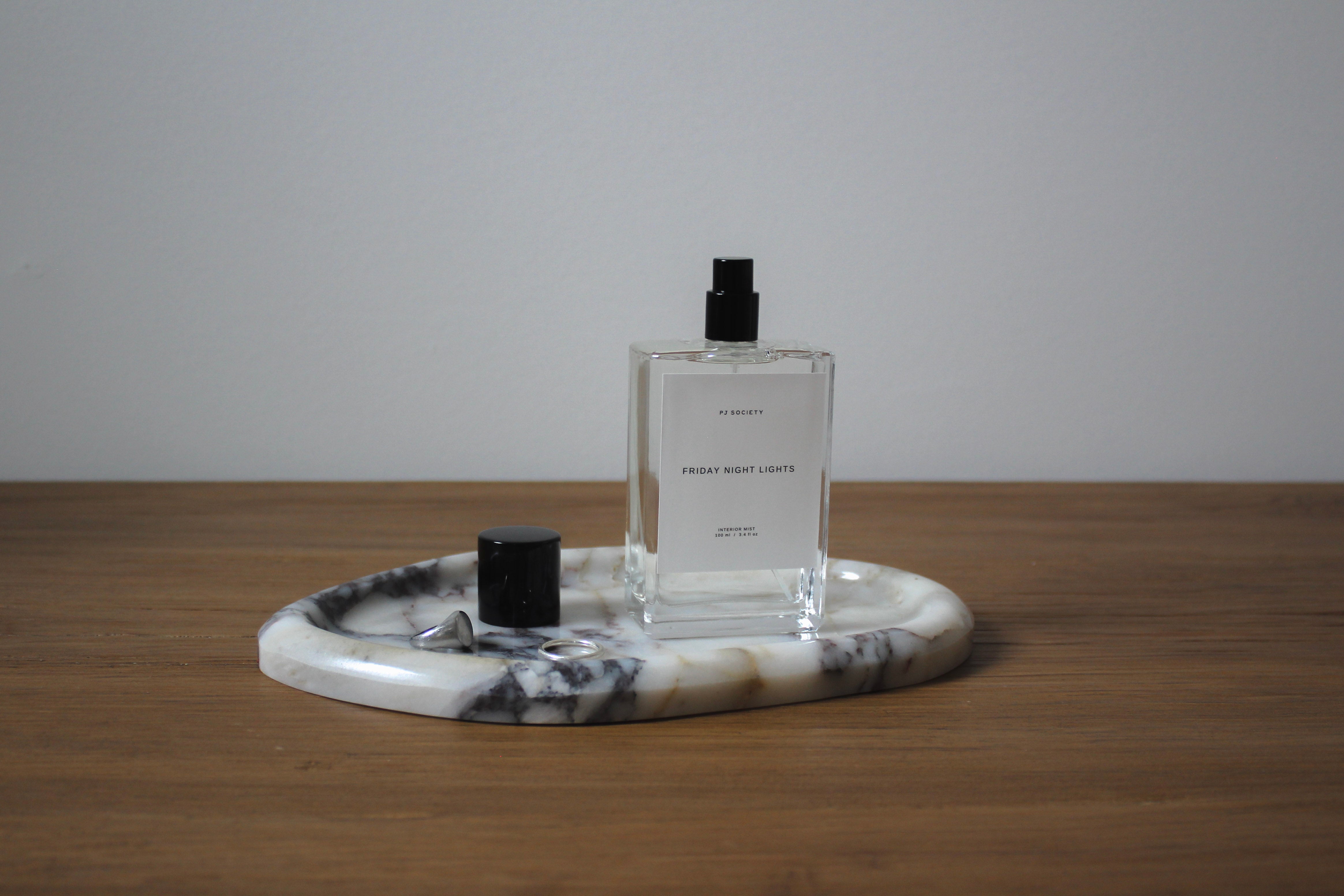The Capri Tray- Calacatta Viola